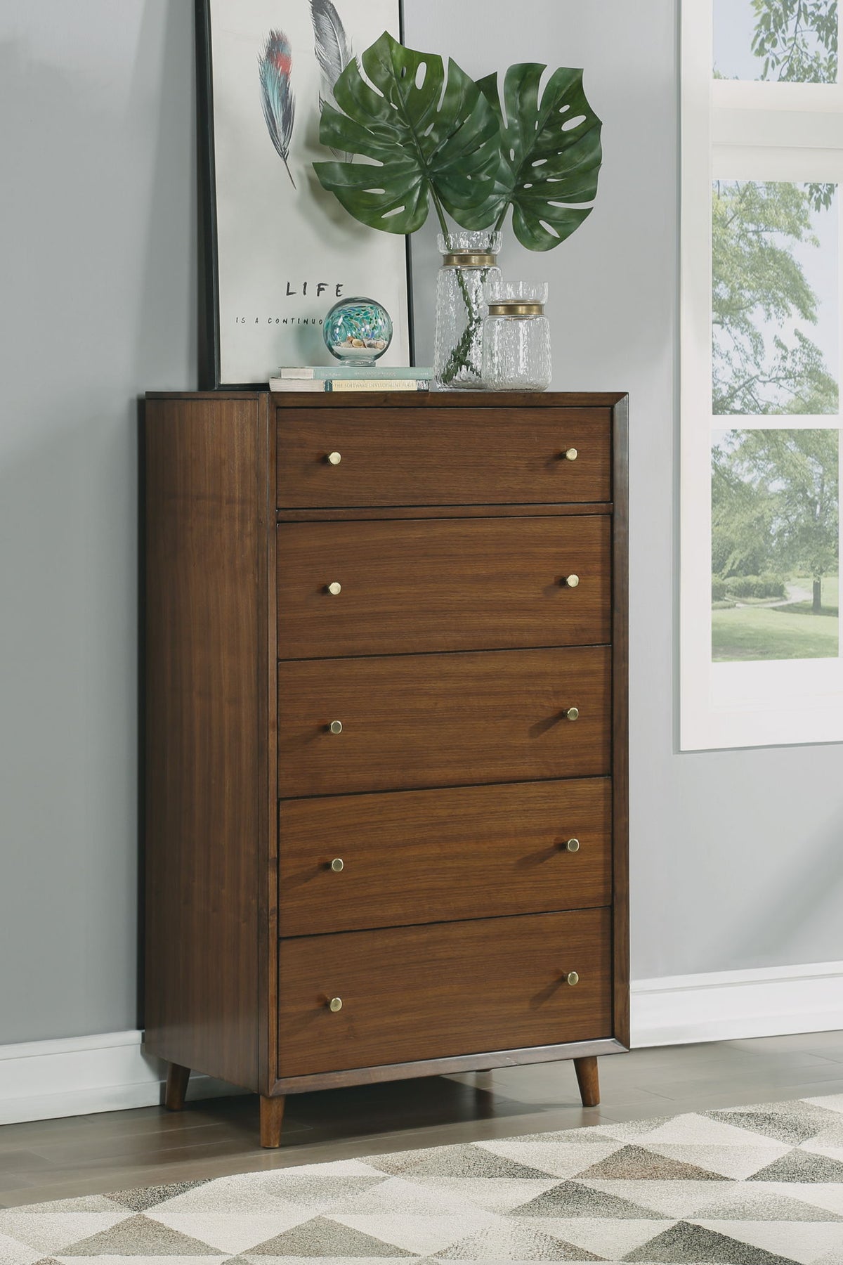 Ludwig - Drawer Chest - Dark Brown