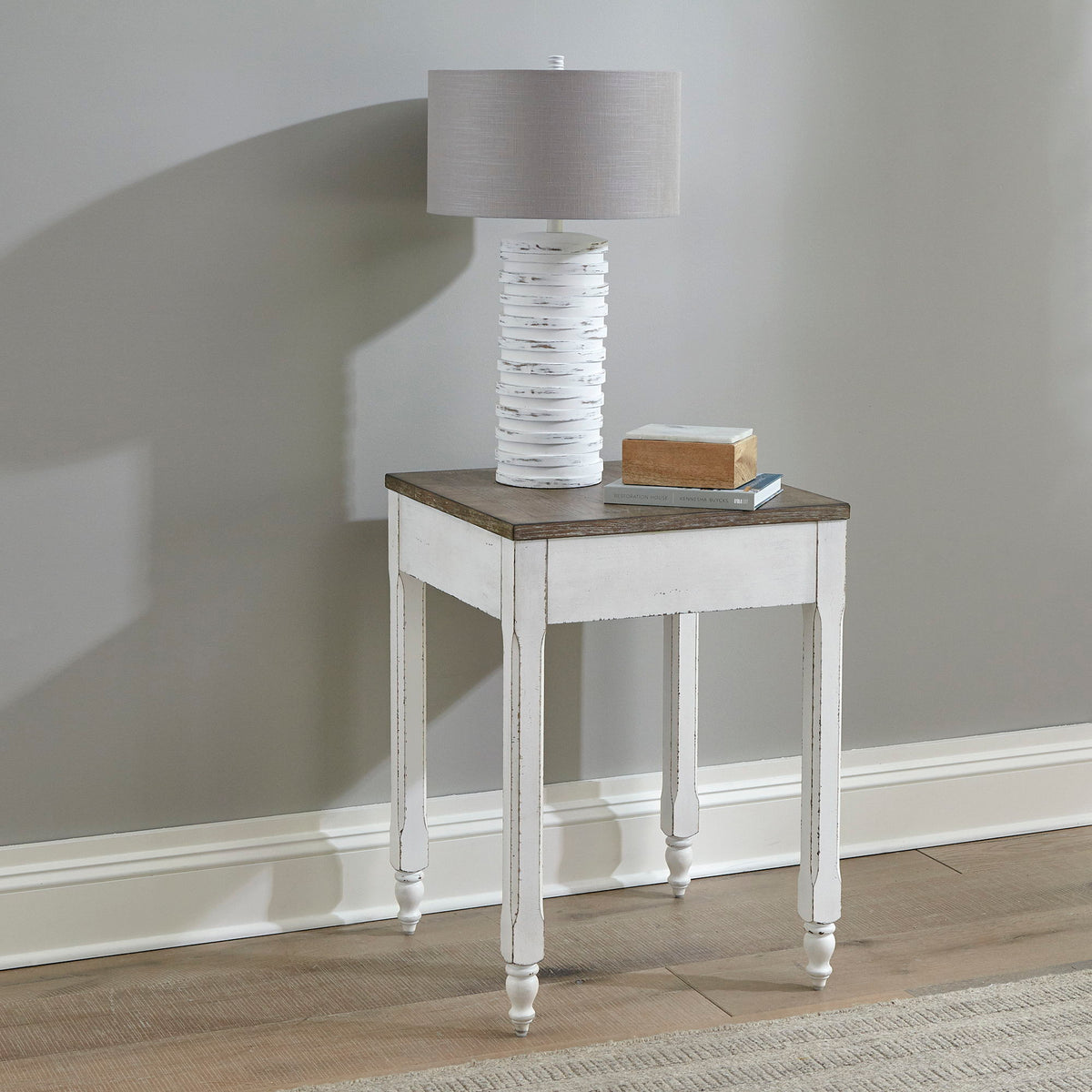 Magnolia Manor - Corner Filler - Antique White