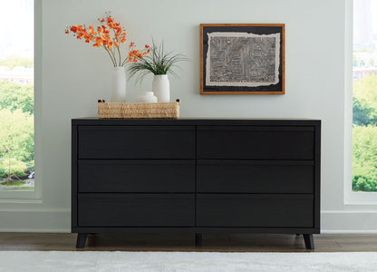Danziar - Six Drawer Dresser - Black