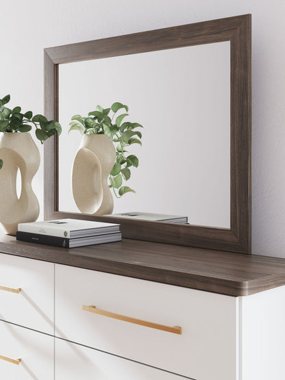 Kendanport - Bedroom Mirror - Brown