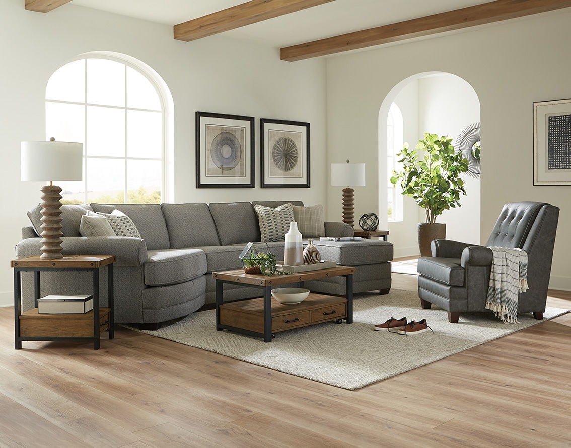 Brantley - 5630 - Sectional