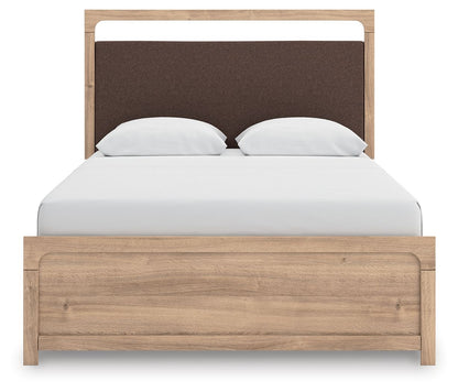 Kinlanni - Upholstered Platform Bed